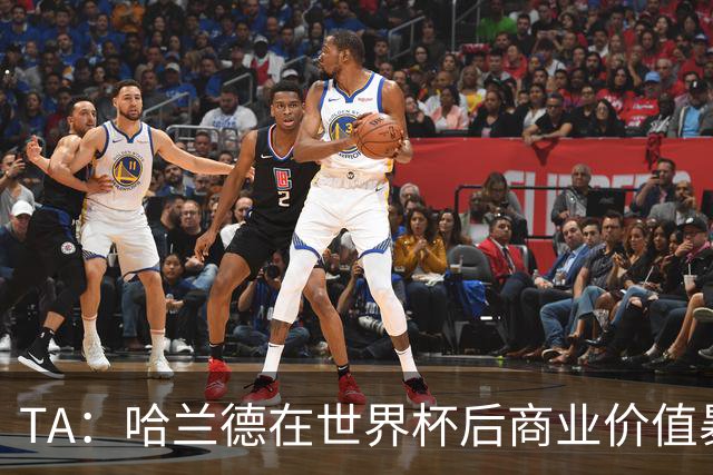 TA：哈兰德在世界杯后商业价值暴增，转会皇马可助其成为新的梅罗